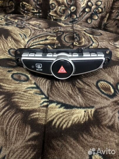 Кнопка аварийки hyundai solaris 1