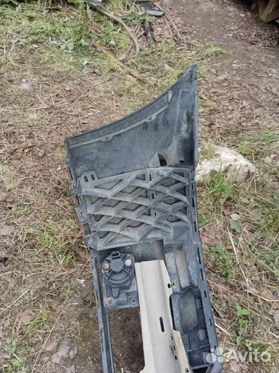 Бампер передний Audi A4 B5 рест. 2000 AD04012BA