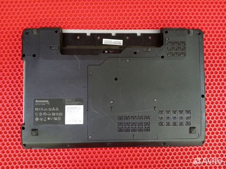 Ноутбук Lenovo Ideapad Z565 (разбор)