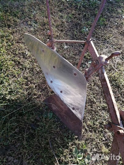 Конный плуг