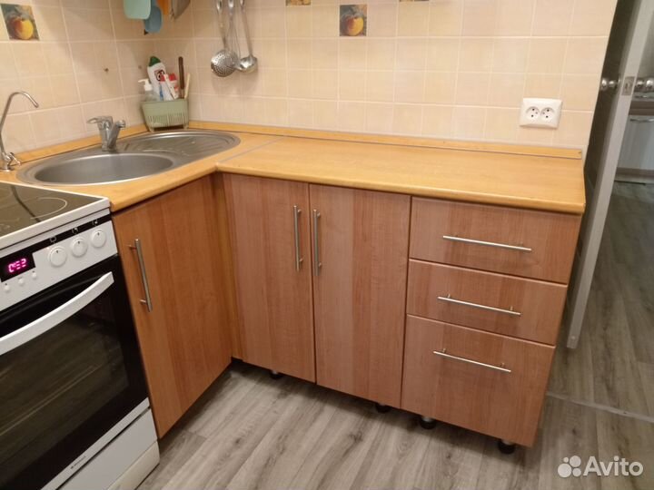 Кухня угловая бу