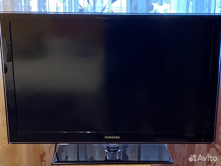 Телевизор samsung