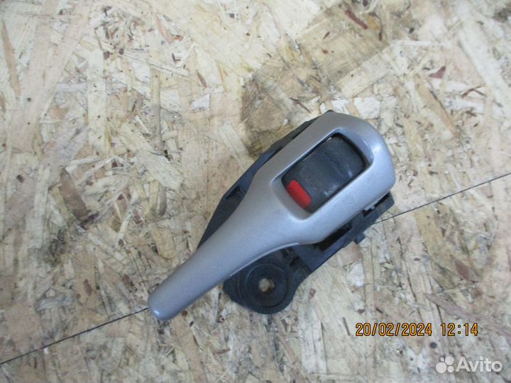 Внутренняя ручка двери Тойота Королла 150