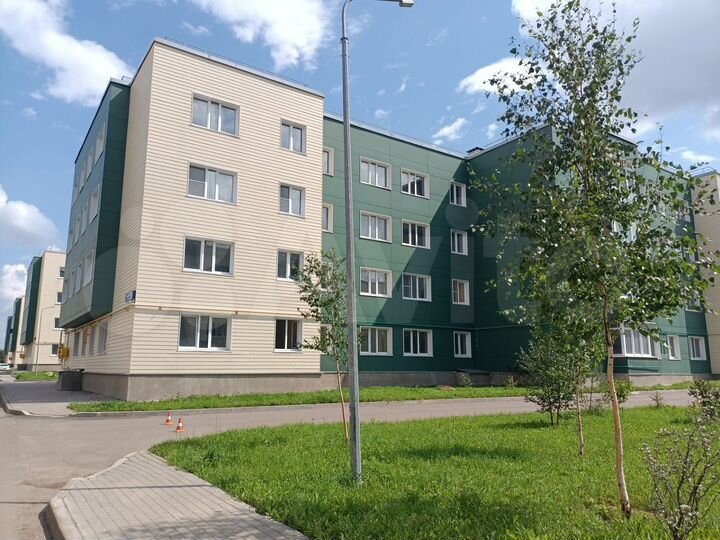 2-к. квартира, 82,2 м², 1/4 эт.