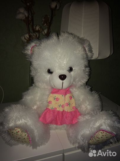 Плюшевый медведь