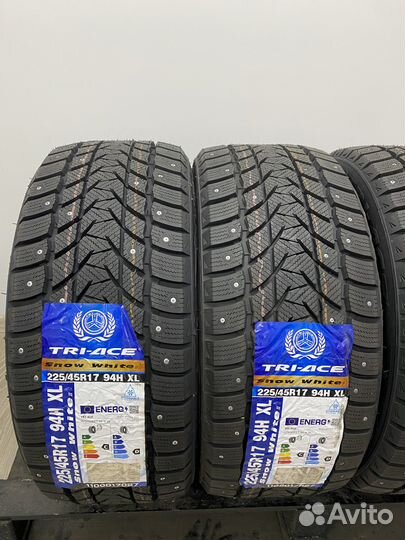 Tri Ace Snow White II 225/45 R17 94H