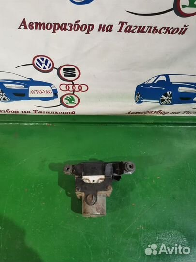 Блок абс Volkswagen Tiguan 5n0614109m