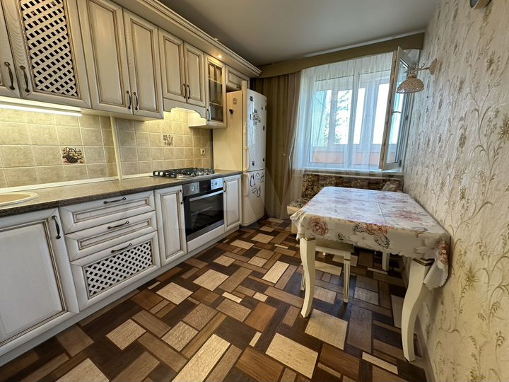 1-к. квартира, 40 м², 5/9 эт.