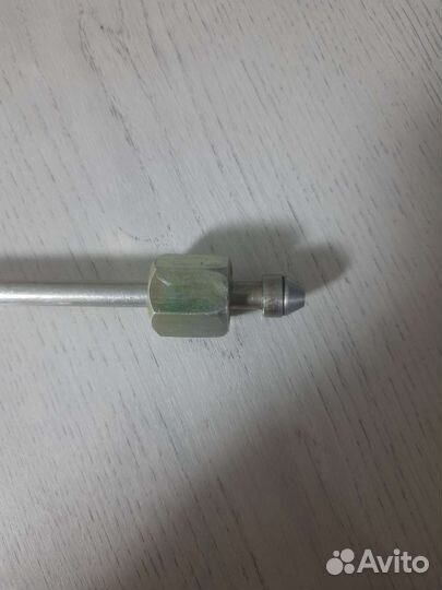 Трубка высокого давления, прямая 595мм