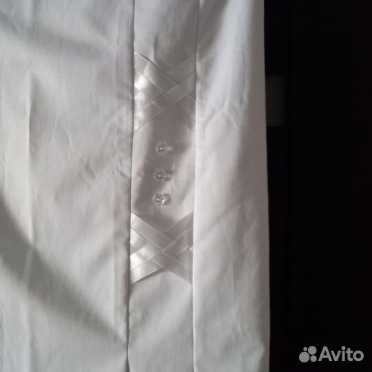 Юбка миди с разрезом