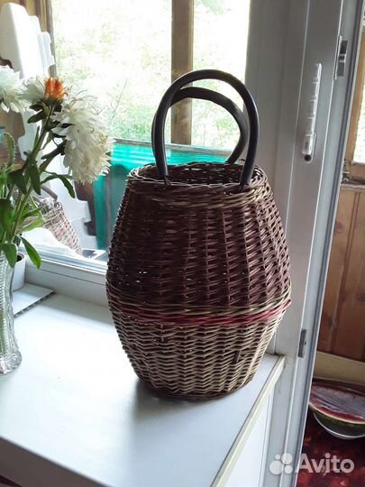 Корзина плетеная для грибов,ягод