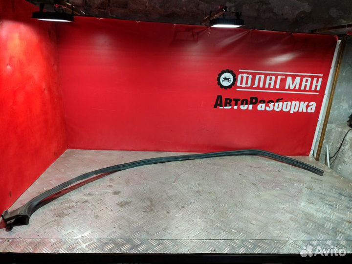 Уплотнитель кузова левый Fiat Albea / Siena 178