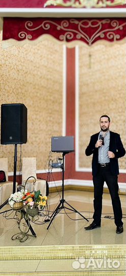 Ведущий на свадьбу Нашиды