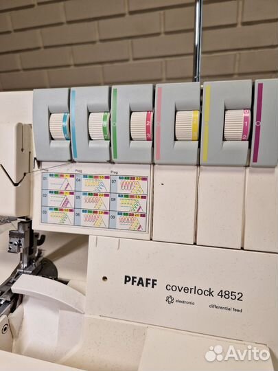 Коверлок pfaff coverlock 4852