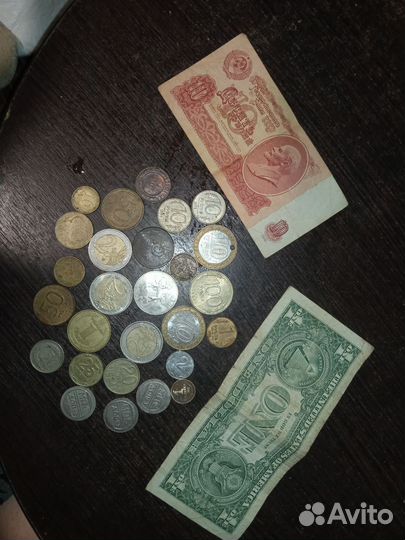 Продаю монеты