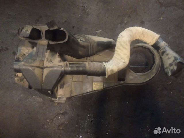 7018199005F корпус фильтра VW T4
