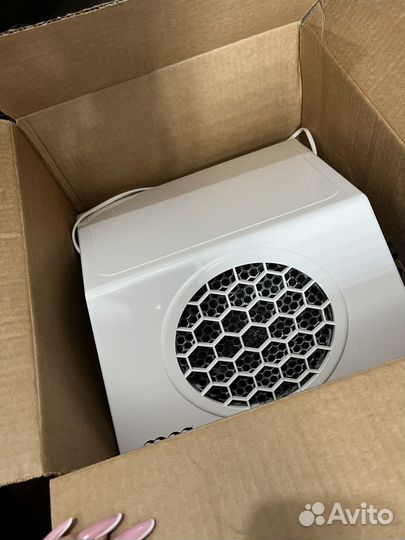 Мощный пылесос для маникюра Max ultimate 7