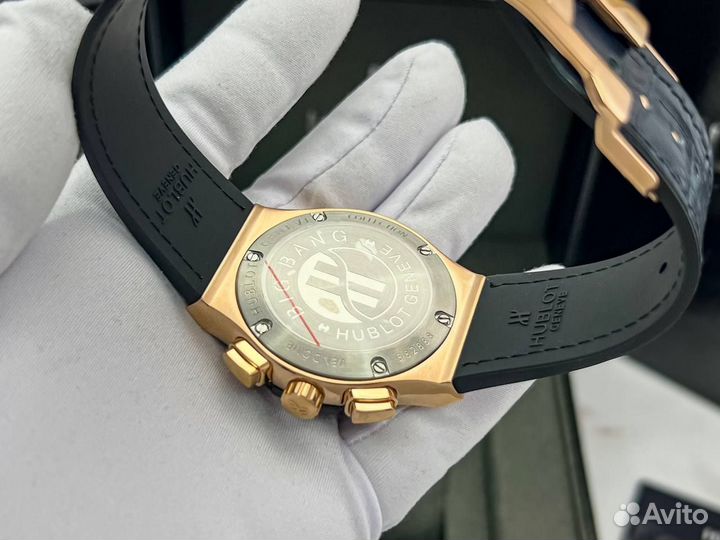 Часы Hublot в фирменной коробке