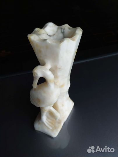 Ваза СССР для карандашей, ручек, цапля. мрамор