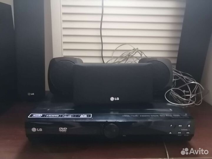 Домашний кинотеатр с караоке LG