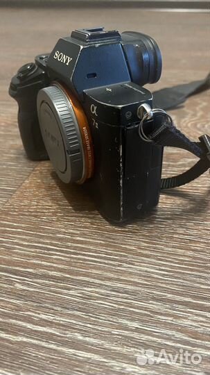 Беззеркальная камера sony m7II