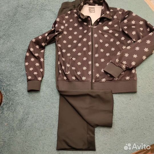 Спортивный костюм adidas для девочек