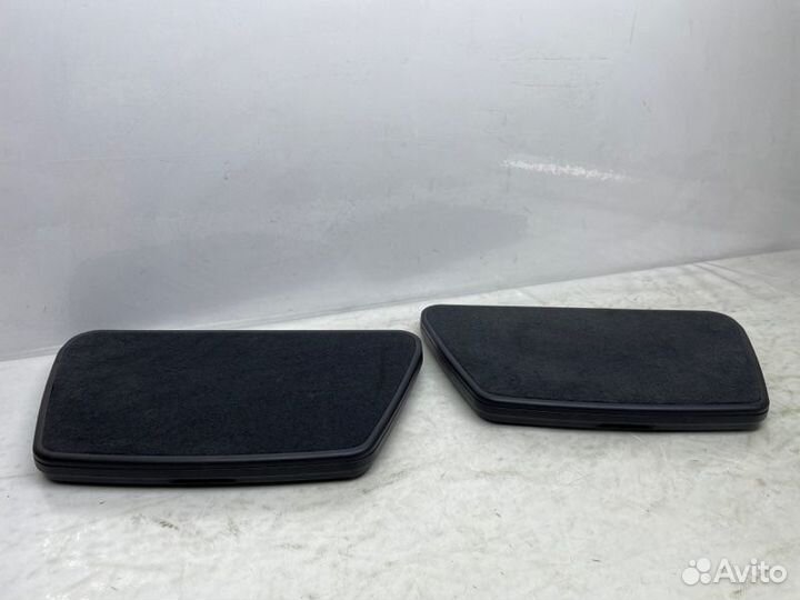 Подставка для ног Audi A8 D5 2019