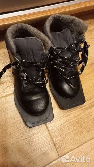 Лыжные ботинки 32 размер