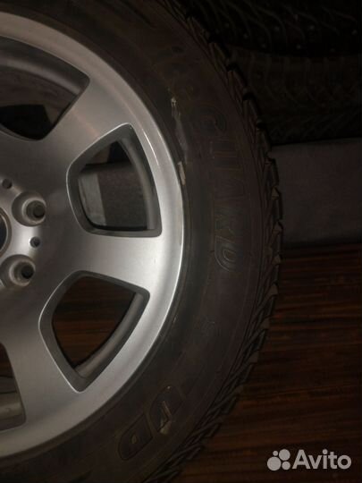 Yokohama Ice Guard Stud IG55 225/55 R16