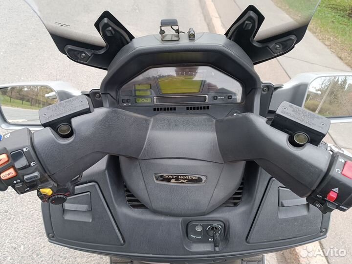 Suzuki skywave 650LX