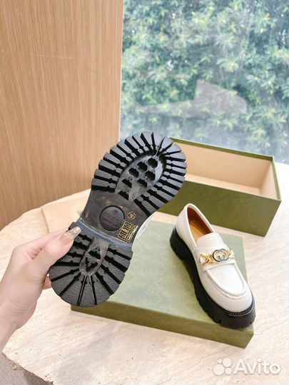 Лоферы женские Gucci