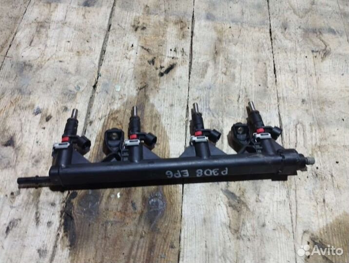 Форсунка peugeot 308 1 1.66 nn