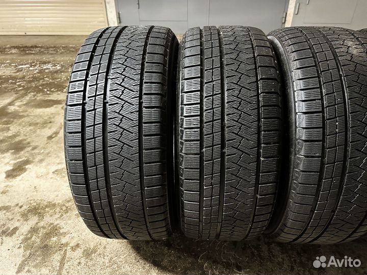 Triangle Snowlink TWT02 265/50 R19