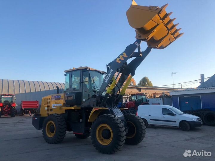 Фронтальный погрузчик XCMG LW330FN, 2023