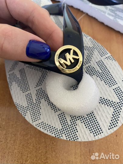 Шлепанцы Calvin Klein