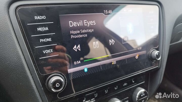 Защитное стекло на Bolero Skoda Oktavia A7