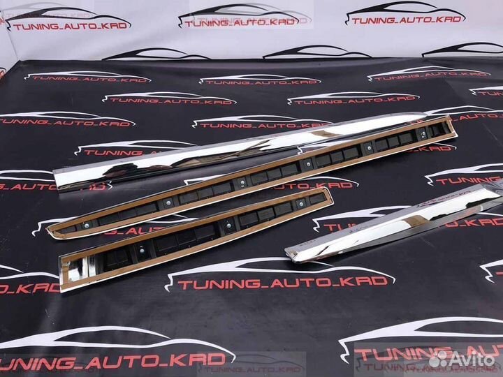 Молдинги дверей Toyota Land Cruiser Prado 150 M612