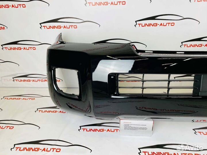 Бампер передний Toyota Land Cruiser 200 P3095