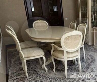 Стол и стулья в гостиную италия