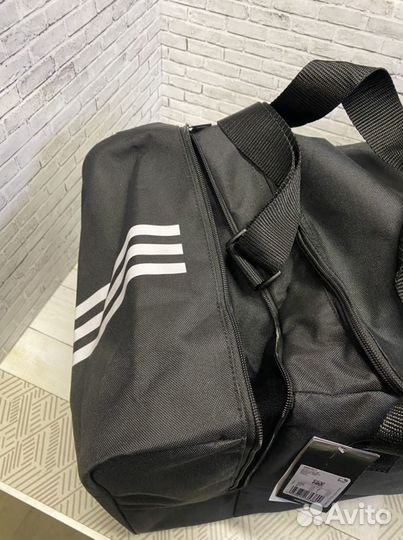 Сумка adidas Tiro Medium Bag DQ1071