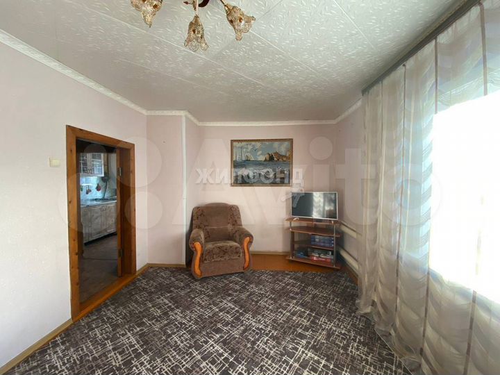 Дом 57 м² на участке 14,7 сот.