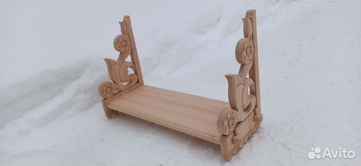 Полка навесная из ольхи