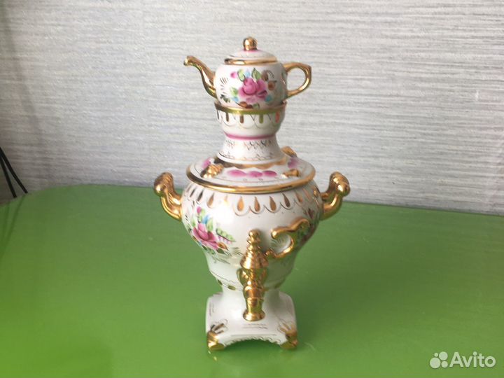 Сувенирный самовар Гжель с чайником