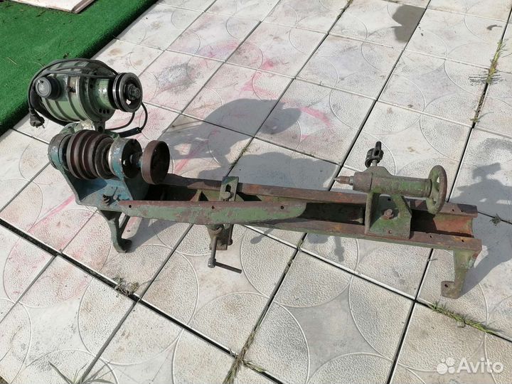 Токарный станок по дереву