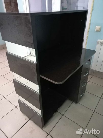Стол