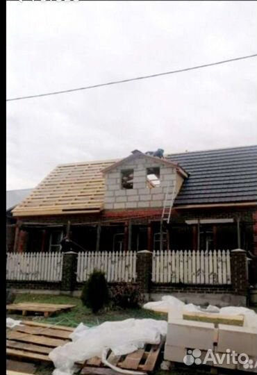 Бригада строителей