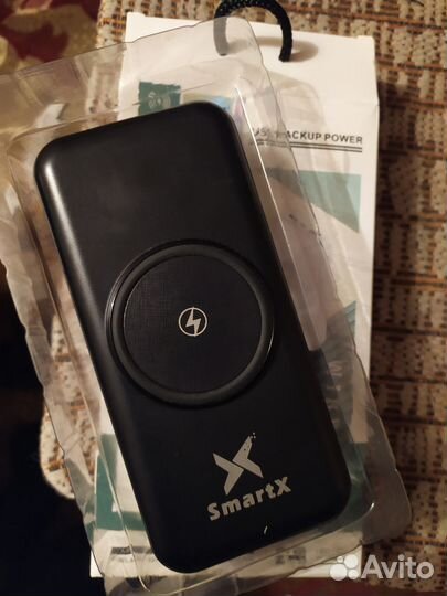 Повербанк с беспроводной зарядкой