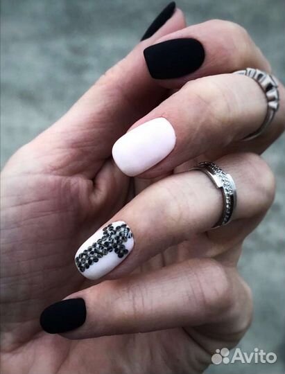 Мастер маникюра и педикюра