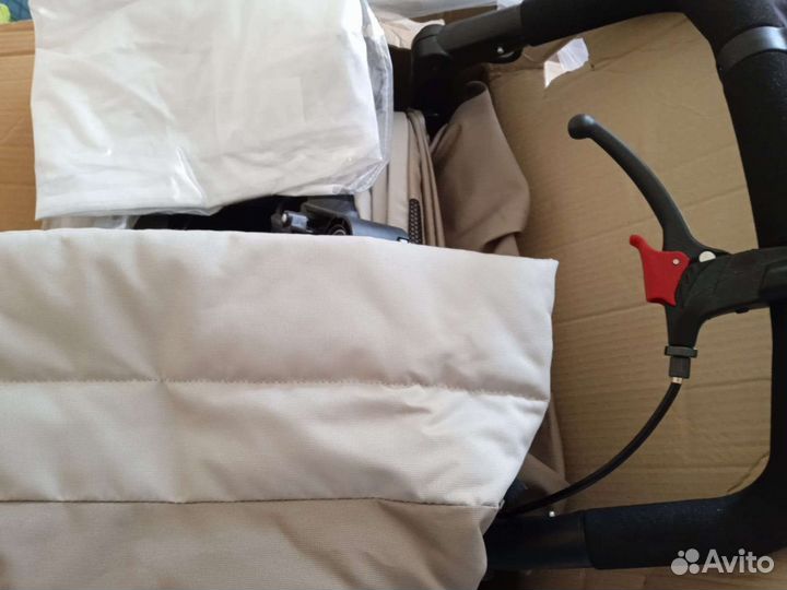 Новая Прогулочная коляска peg perego book cross