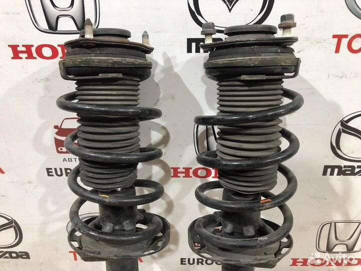 Стойки передние Honda Civic 4D FD 2006-2011